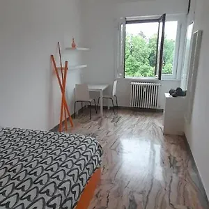 Guest house I Feel Orange, Legnano
